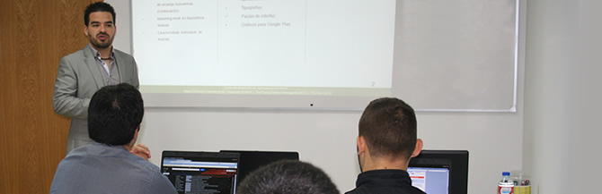 Aprende a desarrollar aplicaciones avanzadas para Android con la ayuda de expertos profesionales. Aprende Android a nivel Avanzado en curso práctico.