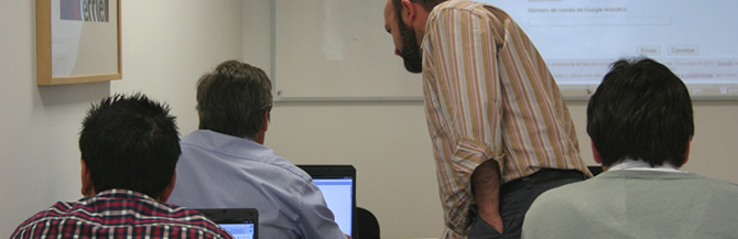 Aprende a promocionar tu web en las Redes de Google con Google Ads - Publicidad en Búsqueda (SEM). Curso práctico de Google Ads - Publicidad en Búsqueda (SEM), impartidos por profesionales.